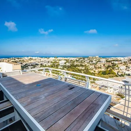 Jaysky Penthouse On Etna Street Apartment Mellieha Exterior photo