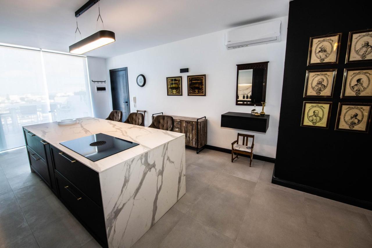 Jaysky Penthouse On Etna Street *